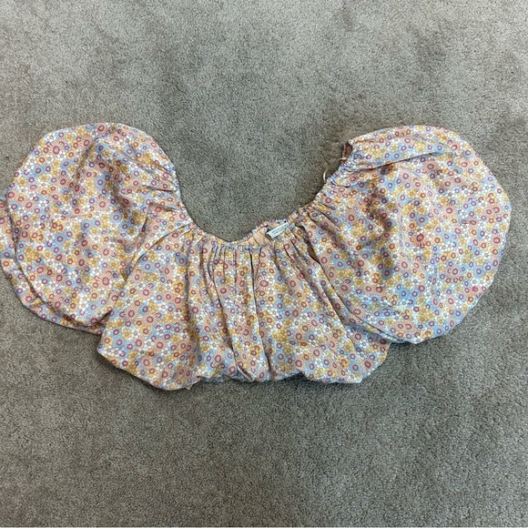 Floral Off-Shoulder Ruffle Top - Picture 7 of 13